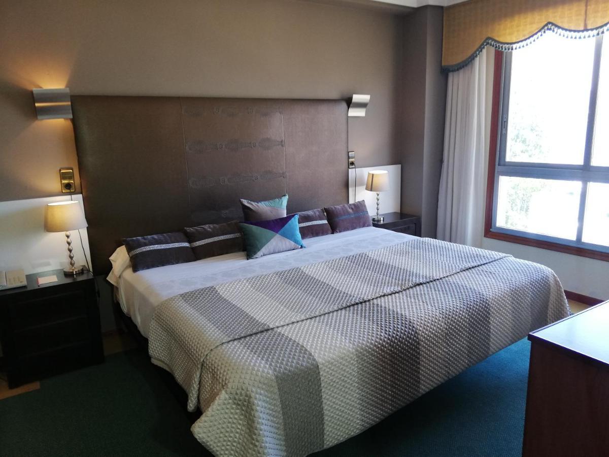 Hotel Ciudad De Віго Екстер'єр фото