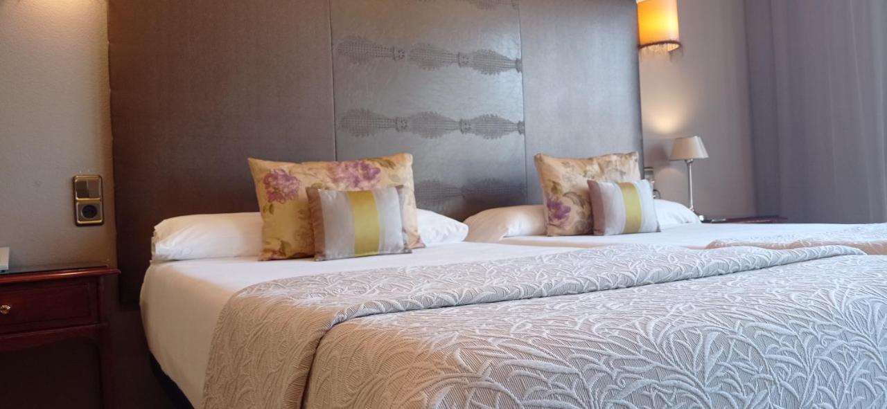 Hotel Ciudad De Віго Екстер'єр фото
